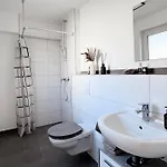Vakantiehuis Modernes 118qm Haus Fuer Ferien Und Arbeit