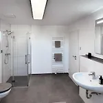 Modernes 118qm Haus Fuer Ferien Und Arbeit