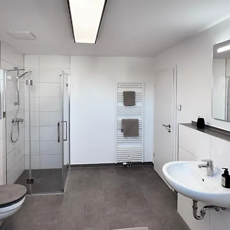 Modernes 118qm Haus Fuer Ferien Und Arbeit